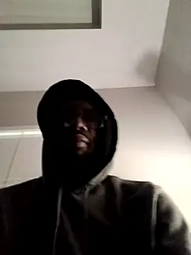 Snapshot of Txdarkmeat74 chatting on December 2025 02:00:01 PM Txdarkmeat74 online show from December 2025 02:00:01 PM