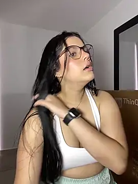 kimberlyhills1 online show from October 2025 07:52:01 PM