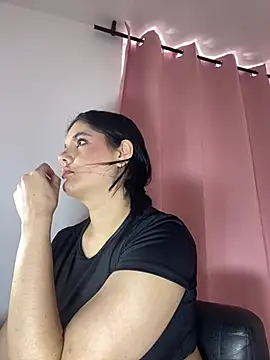 kimberlyhills1 online show from April 2026 07:58:01 PM