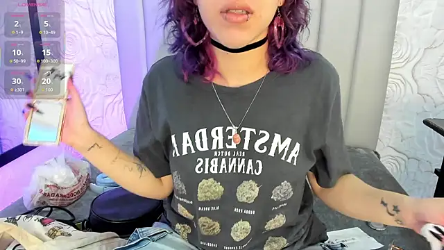 AlexaFoxy18 online show from March 2026 07:58:02 AM