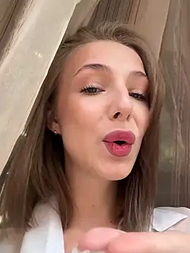 Snapshot of CaseyStar chatting on December 2024 09:51:02 AM CaseyStar online show from December 2024 09:51:02 AM