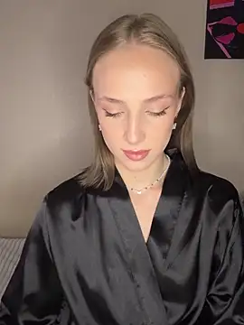 Snapshot of CaseyStar chatting on December 2024 12:16:02 PM CaseyStar online show from December 2024 12:16:02 PM