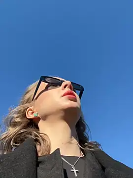 Snapshot of CaseyStar chatting on January 2025 10:17:02 AM CaseyStar online show from January 2025 10:17:02 AM