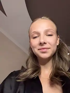 Snapshot of CaseyStar chatting on September 2025 02:17:02 PM CaseyStar online show from September 2025 02:17:02 PM