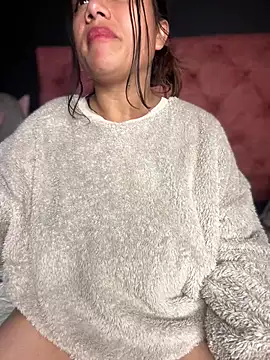 Im Little online show from February 2025 09:32:02 AM