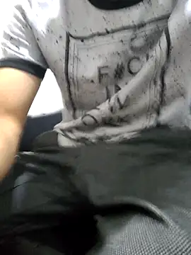 Snapshot of charlesss19 chatting on November 2025 10:19:02 PM charlesss19 online show from November 2025 10:19:02 PM