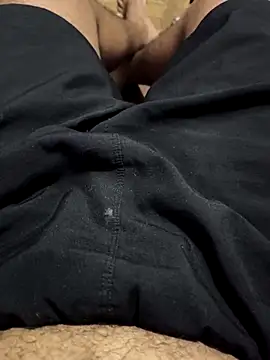 FABINHOSEOAU online show from December 2024 11:13:02 PM