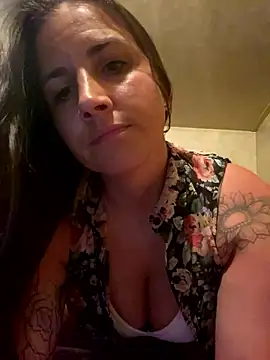 Snapshot of maexmaeee chatting on September 2025 04:29:01 AM maexmaeee online show from September 2025 04:29:01 AM