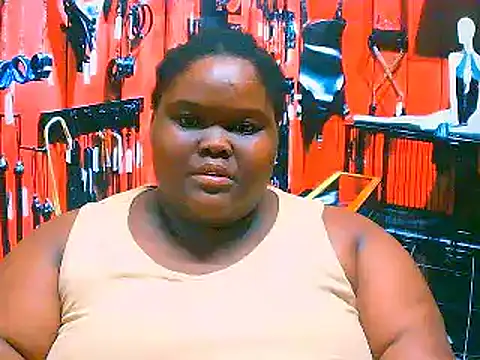 EbonyHotBuns online show from January 2026 05:04:01 PM