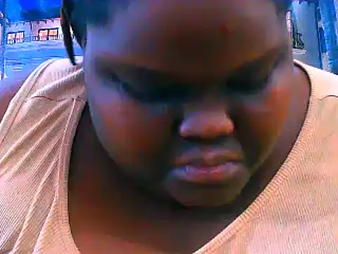 Snapshot of EbonyHotBuns chatting on April 2026 05:12:02 AM EbonyHotBuns online show from April 2026 05:12:02 AM