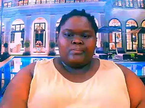 Snapshot of EbonyHotBuns chatting on May 2026 06:52:01 AM EbonyHotBuns online show from May 2026 06:52:01 AM