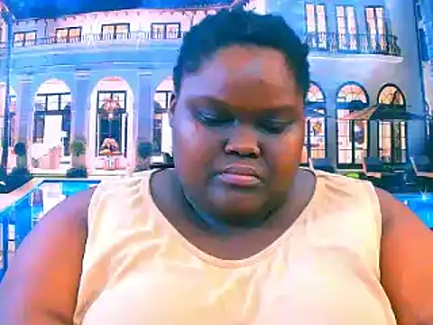 Snapshot of EbonyHotBuns chatting on May 2026 07:19:02 PM EbonyHotBuns online show from May 2026 07:19:02 PM