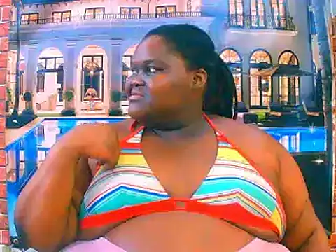 Snapshot of EbonyHotBuns chatting on May 2026 06:21:02 AM EbonyHotBuns online show from May 2026 06:21:02 AM