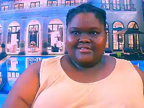 Snapshot of EbonyHotBuns chatting on June 2026 06:08:02 AM EbonyHotBuns online show from June 2026 06:08:02 AM