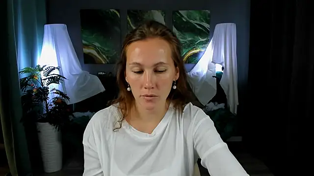 MichelleOrtis online show from November 2025 12:27:02 PM