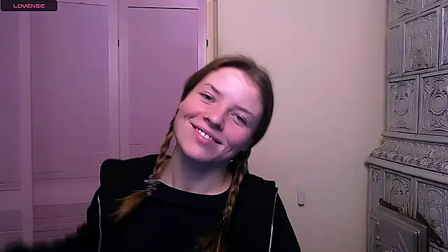 Snapshot of MissOliviaa_ chatting on December 2024 12:16:02 PM MissOliviaa  online show from December 2024 12:16:02 PM