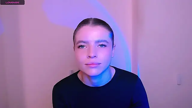 MissOliviaa  online show from December 2025 09:04:02 AM