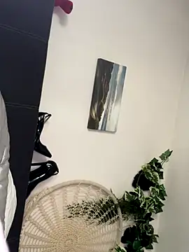 AlyssaHottv  online show from October 2025 07:48:01 AM