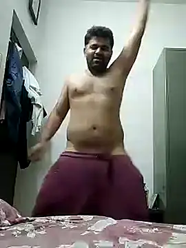 Snapshot of Happyman300 chatting on November 2025 10:09:02 PM Happyman300 online show from November 2025 10:09:02 PM