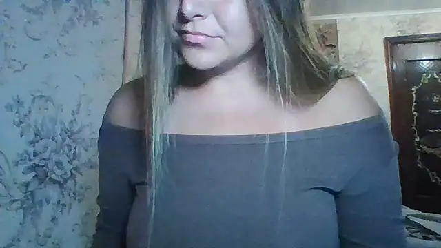 Snapshot of Evasapples chatting on July 2026 08:46:02 PM Evasapples online show from July 2026 08:46:02 PM