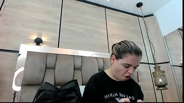 Snapshot of dorothy_vegga chatting on February 2026 03:37:02 AM dorothy vegga online show from February 2026 03:37:02 AM