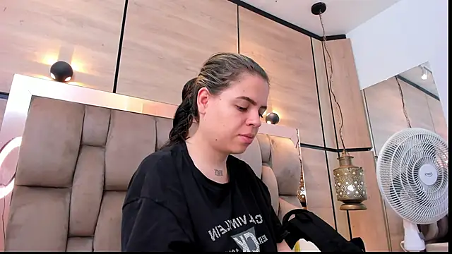 Snapshot of dorothy_vegga chatting on February 2026 02:53:02 AM dorothy vegga online show from February 2026 02:53:02 AM