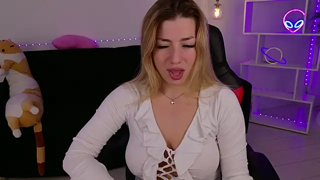 HelenaMorgan online show from September 2025 03:07:02 AM