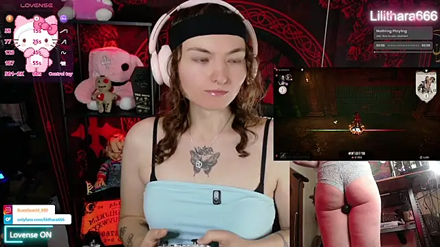 BrandiWRLD 999 online show from December 2025 08:38:02 PM