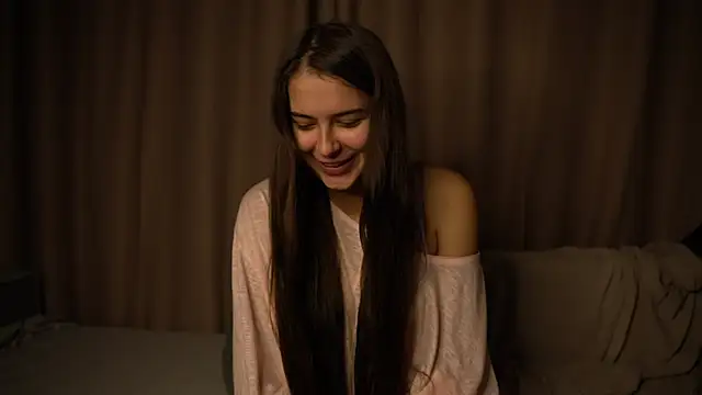 elisa moon online show from December 2025 10:57:02 AM