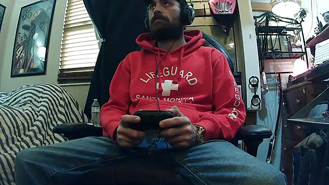 slutty guy12 online show from February 2025 10:04:01 PM