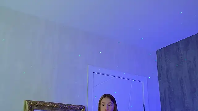 MilanaBalmain online show from March 2025 05:11:01 AM