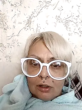 Gardener of Illusions online show from November 2025 04:41:02 PM