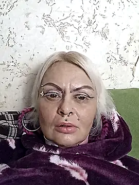 Gardener of Illusions online show from November 2025 03:35:01 PM