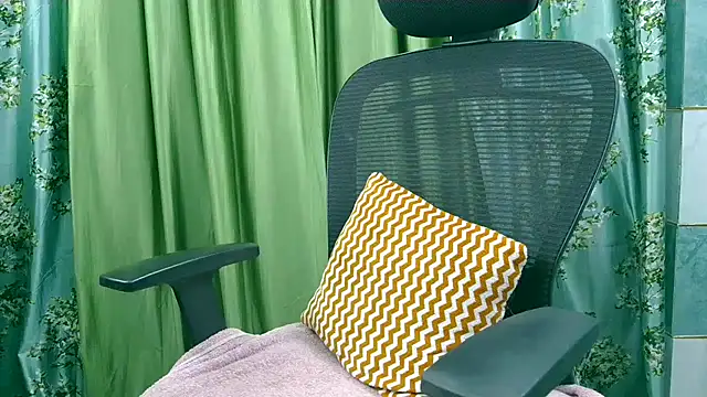 Snapshot of Lovely_Sanvi chatting on March 2026 03:20:01 AM Lovely Sanvi online show from March 2026 03:20:01 AM