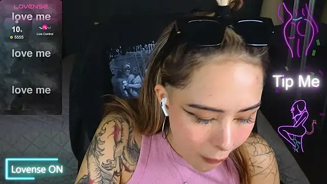 baby  kim online show from October 2025 09:13:01 PM