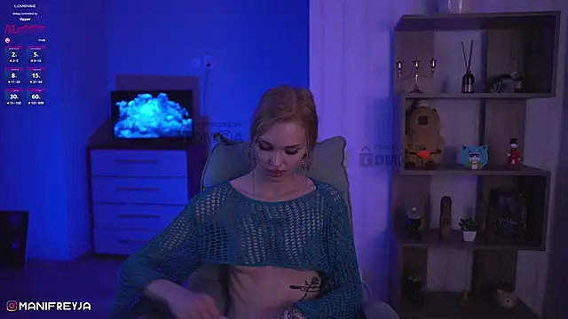 ManiFreyja online show from December 2024 01:18:01 AM