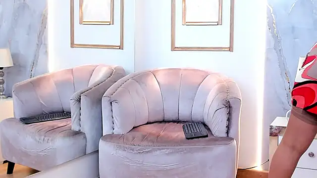 AmandaMartinez  online show from October 2025 12:36:02 PM