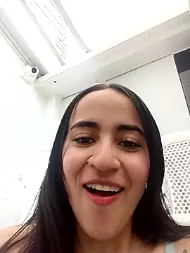 Mia Fischer online show from October 2025 07:11:02 PM