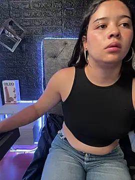 Snapshot of Paloma__LS chatting on April 2026 02:31:01 PM Paloma LS online show from April 2026 02:31:01 PM
