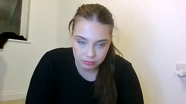 Krystal Tx online show from February 2026 06:52:02 PM