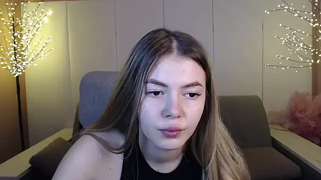 Ritaneer online show from March 2025 12:13:02 PM