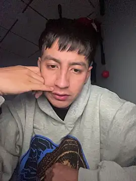 Stiven 017 online show from January 2026 01:32:01 AM