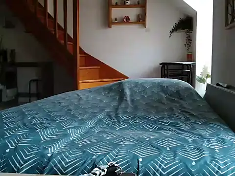 Snapshot of Lauzo21 chatting on September 2025 05:51:01 AM Lauzo21 online show from September 2025 05:51:01 AM