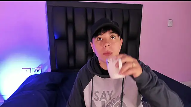 AbbySmiitth  online show from February 2025 12:23:02 PM