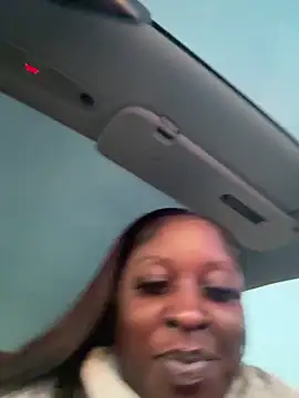 Snapshot of Insultedbalceni chatting on February 2026 01:37:02 AM Insultedbalceni online show from February 2026 01:37:02 AM