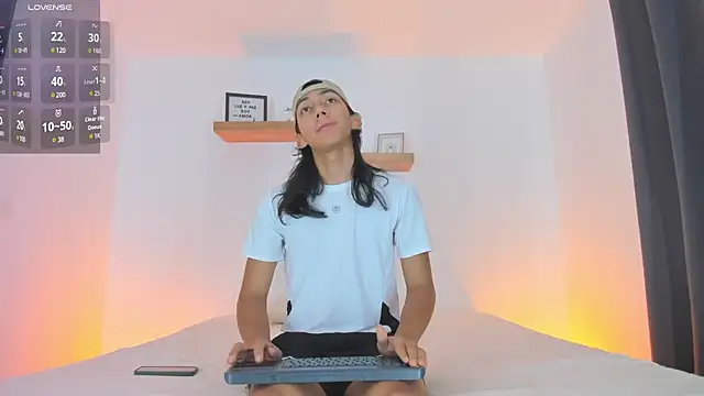 serge 7 online show from February 2025 11:15:01 PM