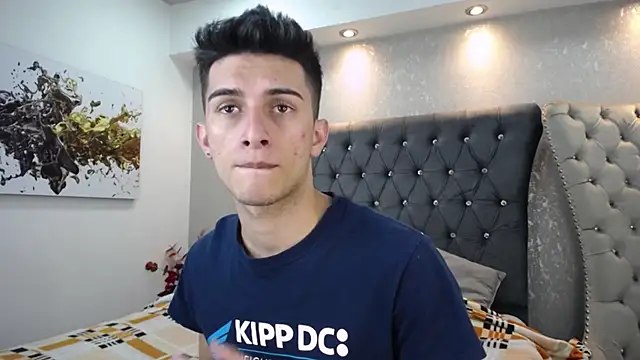 Snapshot of MrWilliseo chatting on January 2025 08:04:01 PM MrWilliseo online show from January 2025 08:04:01 PM