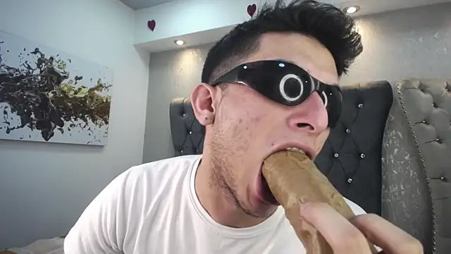 Snapshot of MrWilliseo chatting on March 2025 10:31:02 PM MrWilliseo online show from March 2025 10:31:02 PM