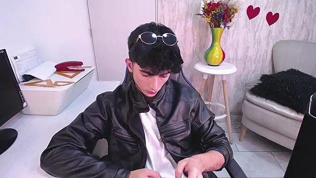 Snapshot of MrWilliseo chatting on February 2026 07:48:01 PM MrWilliseo online show from February 2026 07:48:01 PM