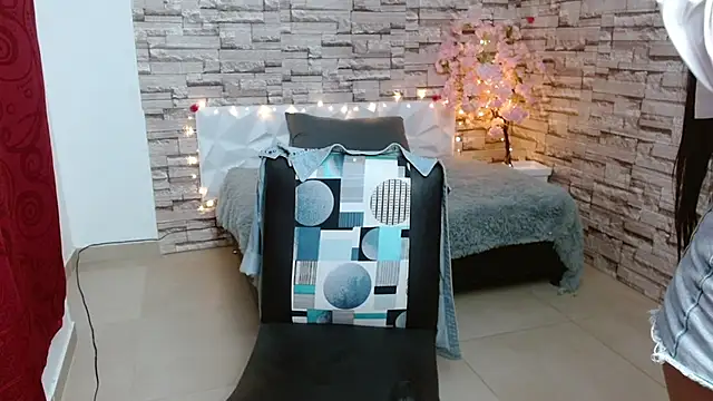 Snapshot of Vanse_lust chatting on December 2024 10:49:02 PM Vanse lust online show from December 2024 10:49:02 PM